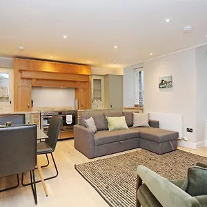  Apartment Joivy Modern And Airy Flat On The Historic Royal Mile