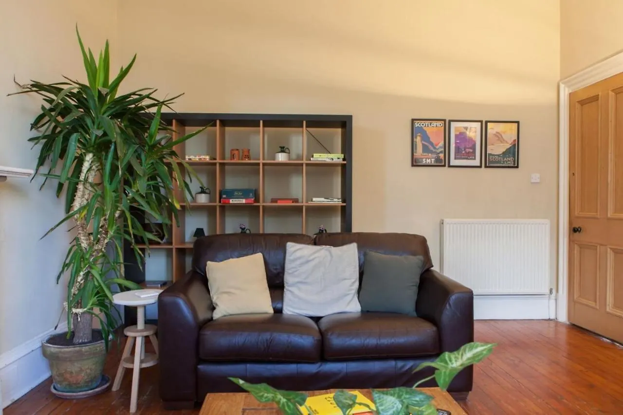 Amazing 4 Bedroom Apartment Just Off The Meadows Edinburg Storbritannien