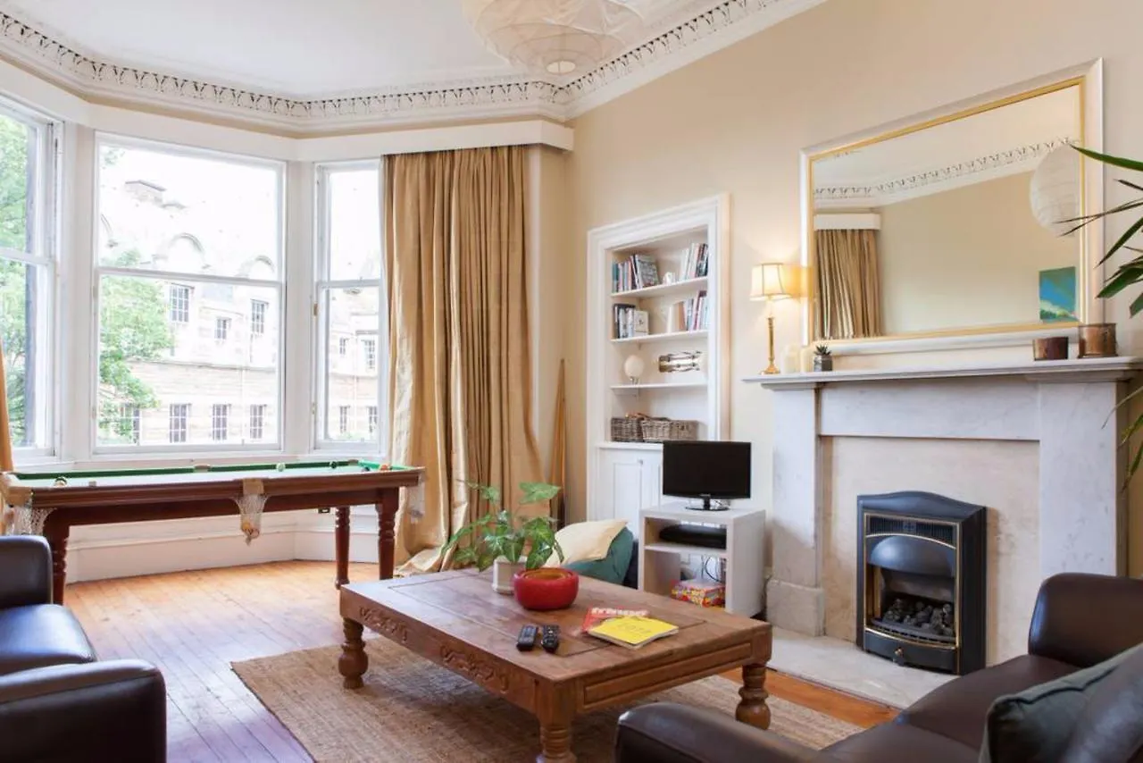 Amazing 4 Bedroom Apartment Just Off The Meadows Edinburg